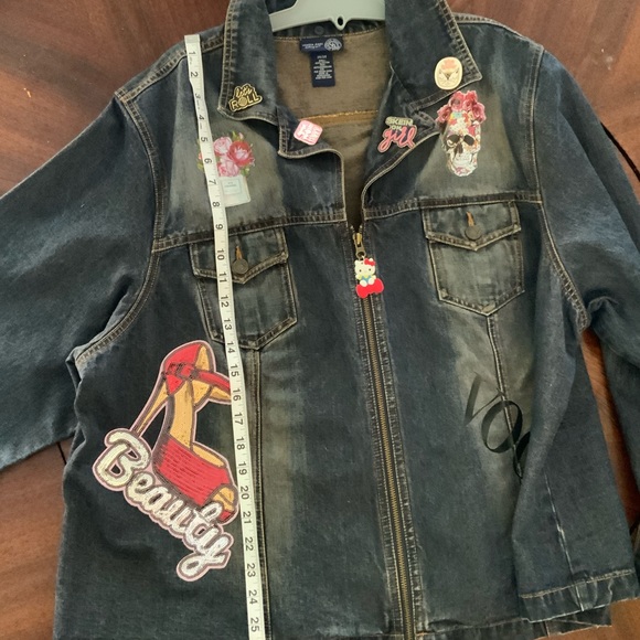 Beautiful revamped Venezia dark denim jacket with custom patch work.EUC - Picture 3 of 12